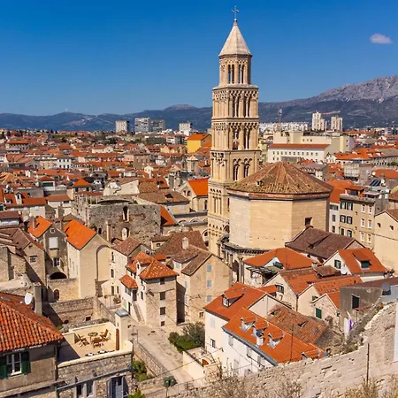 Апартаменты Diocletian Tower - Bella Vista & Palazzo