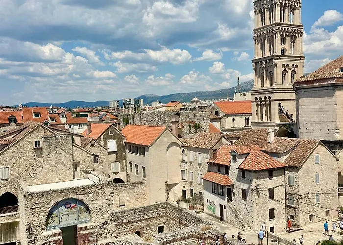 Апартаменты Diocletian Tower - Bella Vista & Palazzo *