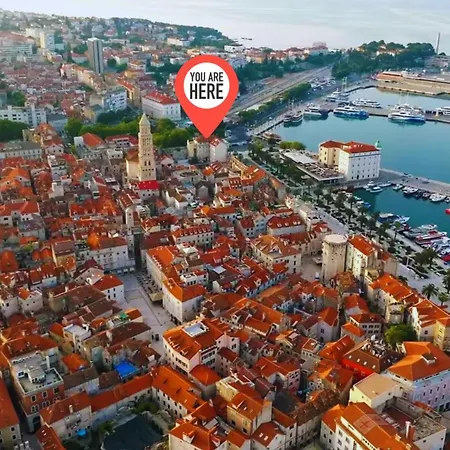 Diocletian Tower - Bella Vista & Palazzo アパート *