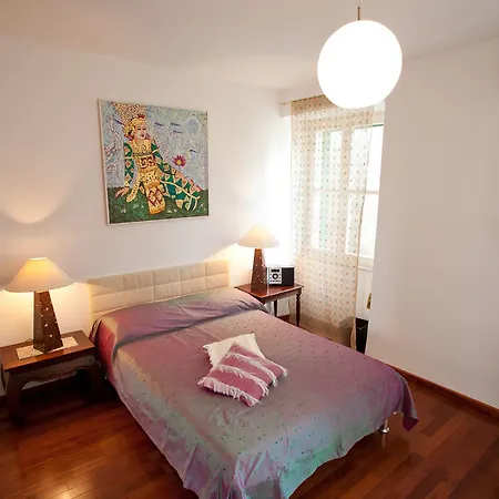 Apartment Sunny In Diocletian Tower Split