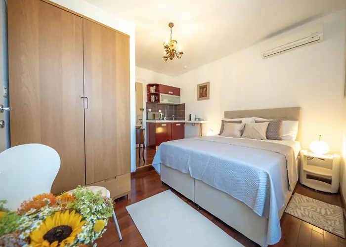 דירה Diocletian Tower - Bella Vista & Palazzo ספליט