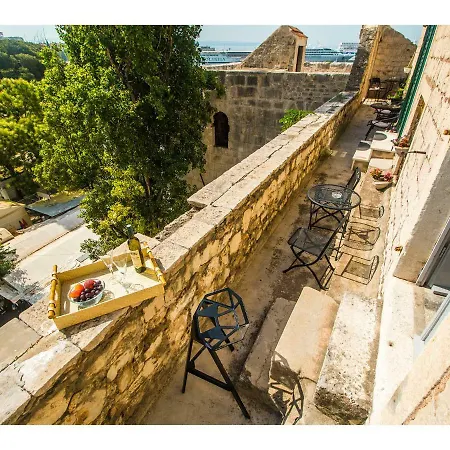 Diocletian Tower - Bella Vista & Palazzo Lägenhet